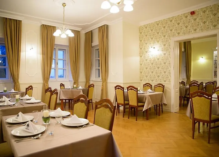 Teleki-wattay Kastelyszallo Hotel Pomáz